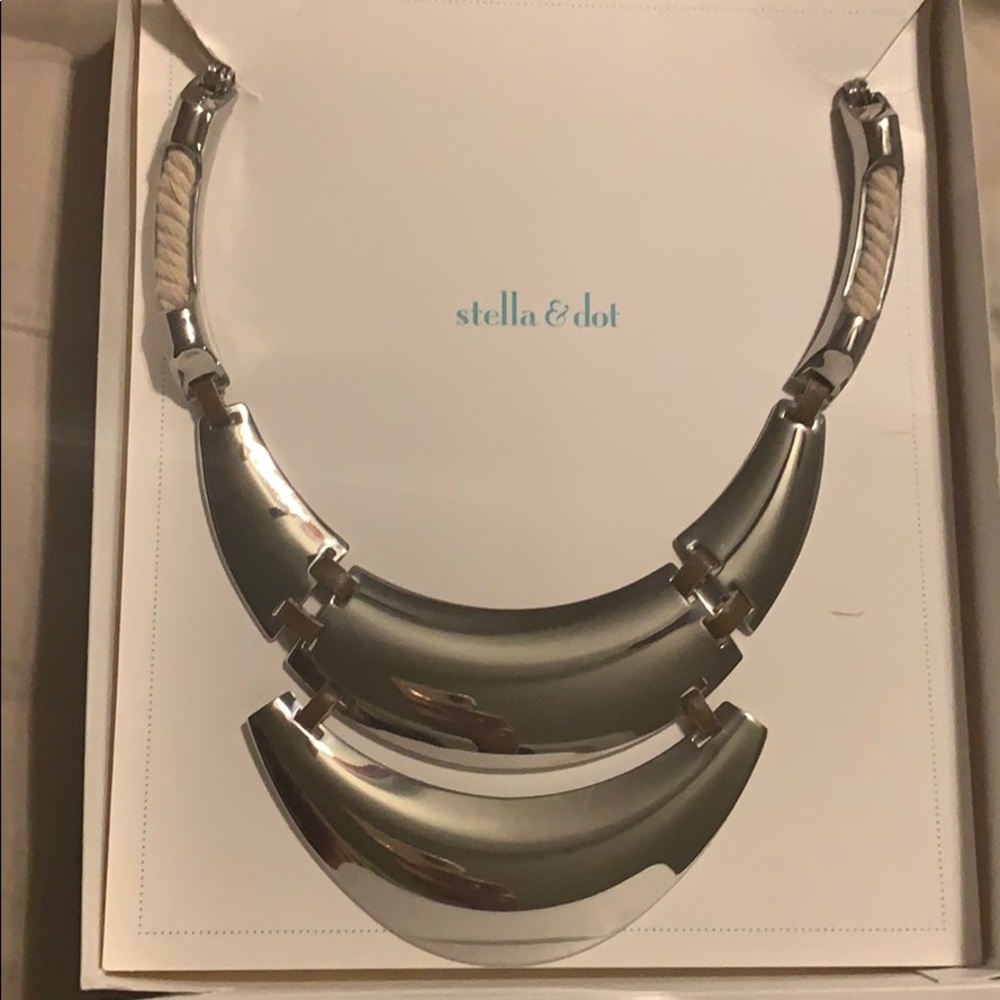 Stella & Dot Aphrodite Necklace.